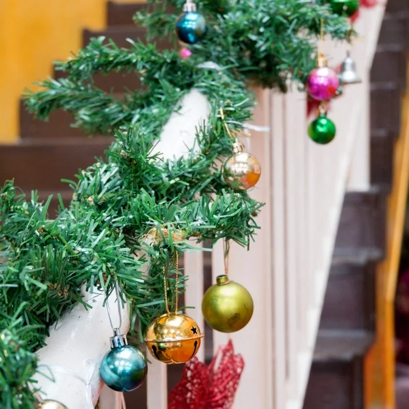 人工松のクリスマスリース ソフトグリーン ホリデーガーランド - Wall Decor Lighting Tree のレビューと価格