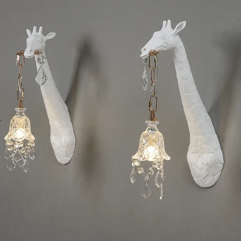 モダンなクリエイティブなレジン製キリンLEDウォールランプ、 - Lighting Decoration On Wall のレビューと価格